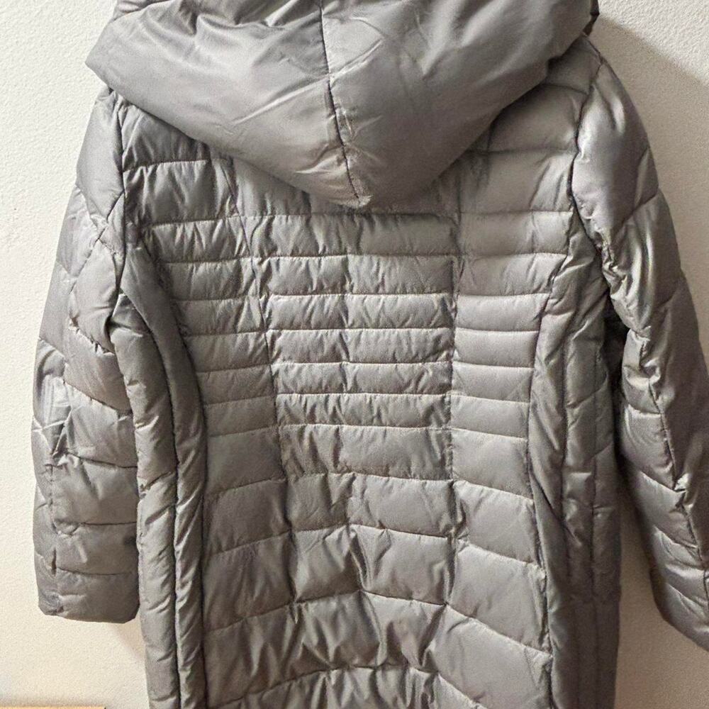 Tahari Casey Fitted Puffer Coat for Women-Quilted Winter Coat with Bib Size XL - Picture 6 of 8